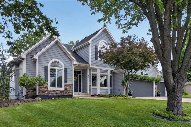 18224 153rd Street, Basehor, KS 66007