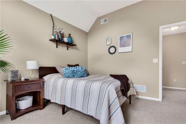 18224 153rd Street, Basehor, KS 66007