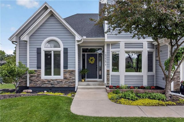 18224 153rd Street, Basehor, KS 66007