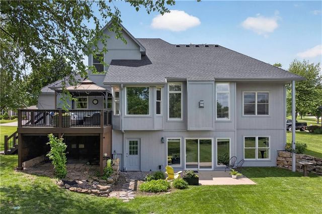 18224 153rd Street, Basehor, KS 66007