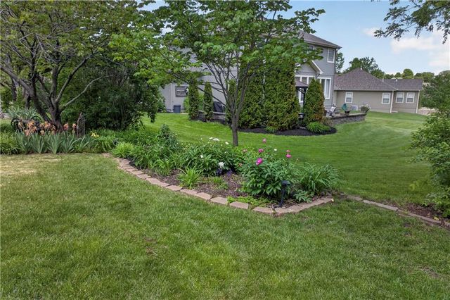 18224 153rd Street, Basehor, KS 66007
