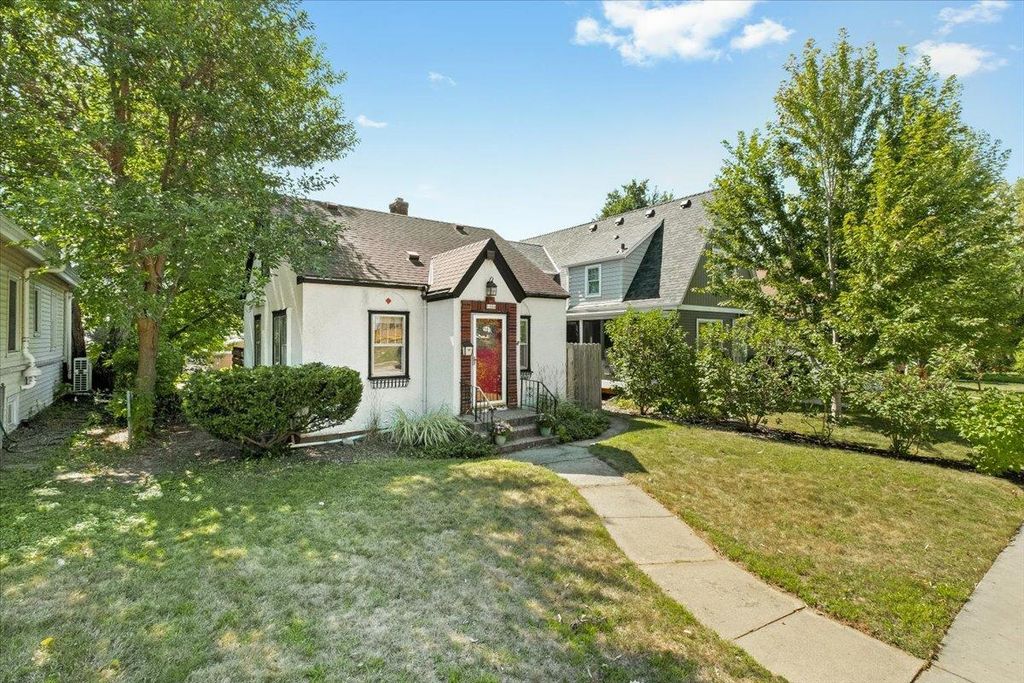 1284 Juno Avenue, Saint Paul, MN 55116 — photo 2