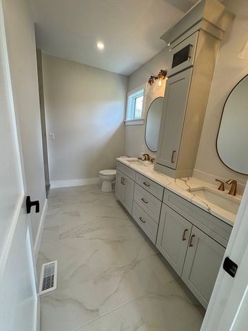 21 Josiah Path, Falmouth, MA 02540