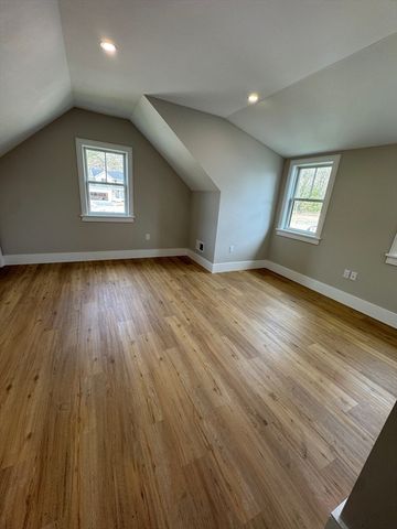 21 Josiah Path, Falmouth, MA 02540