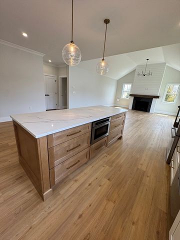21 Josiah Path, Falmouth, MA 02540