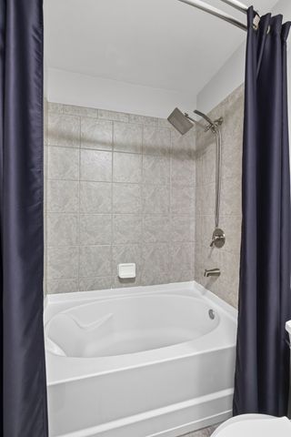 415 Church St Apt 1507, Nashville, TN 37219