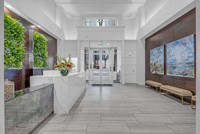 415 Church St Apt 1507, Nashville, TN 37219