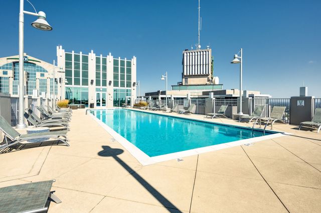 415 Church St Apt 1507, Nashville, TN 37219