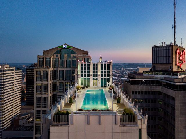 415 Church St Apt 1507, Nashville, TN 37219
