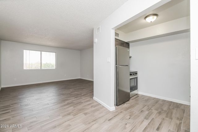 1050 W University Drive 202, Mesa, AZ 85201