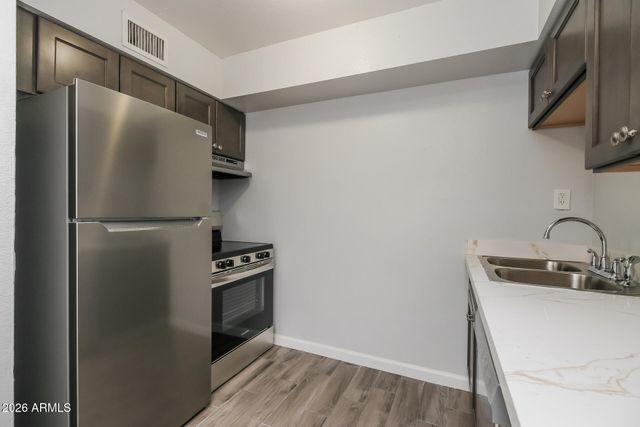 1050 W University Drive 202, Mesa, AZ 85201