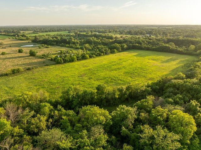 E 267th Road, Harrisonville, MO 64701