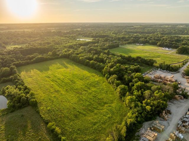 E 267th Road, Harrisonville, MO 64701