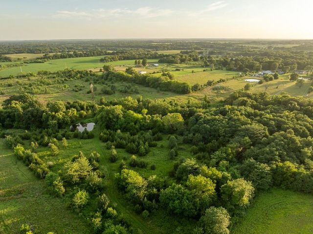 E 267th Road, Harrisonville, MO 64701