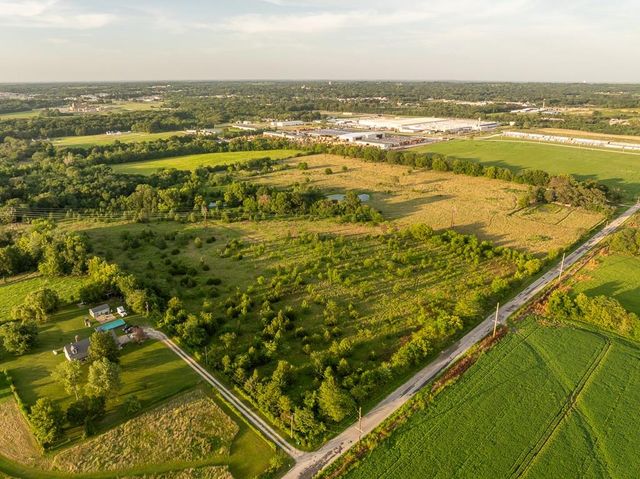 E 267th Road, Harrisonville, MO 64701