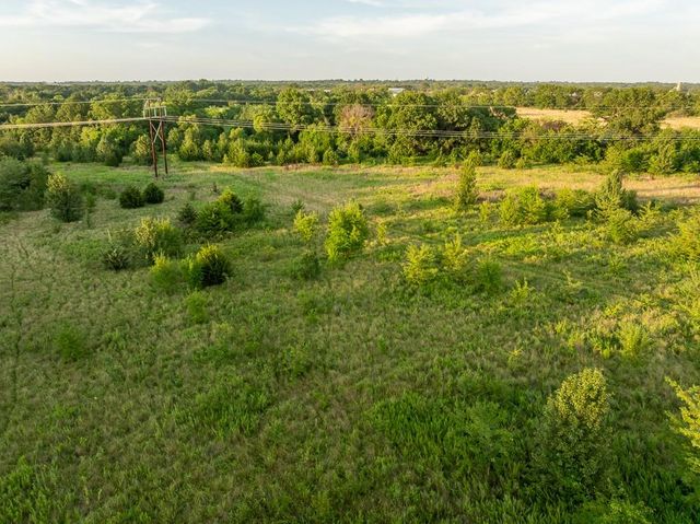 E 267th Road, Harrisonville, MO 64701