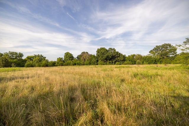 E 267th Road, Harrisonville, MO 64701