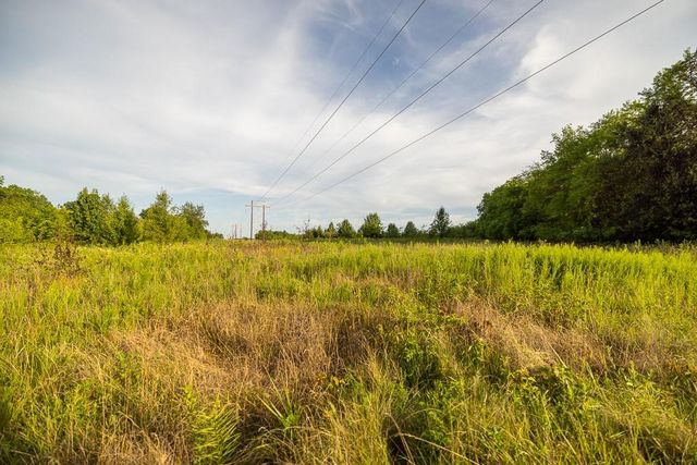 E 267th Road, Harrisonville, MO 64701