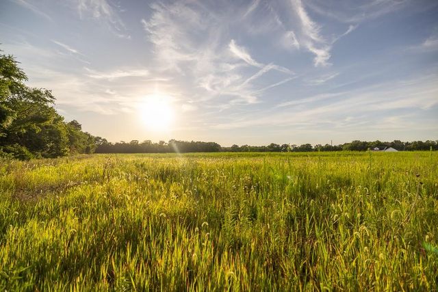 E 267th Road, Harrisonville, MO 64701