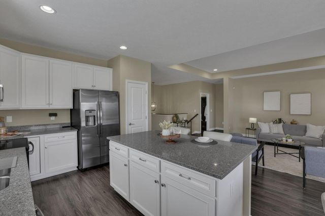 12482 Prairie View Drive NW, Pickerington, OH 43147