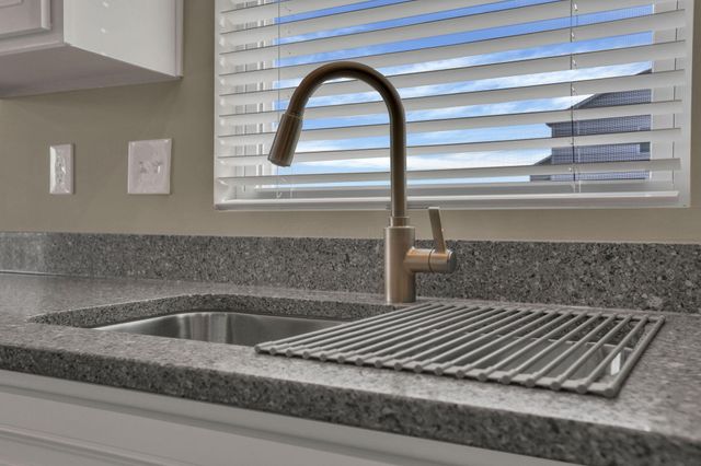 12482 Prairie View Drive NW, Pickerington, OH 43147