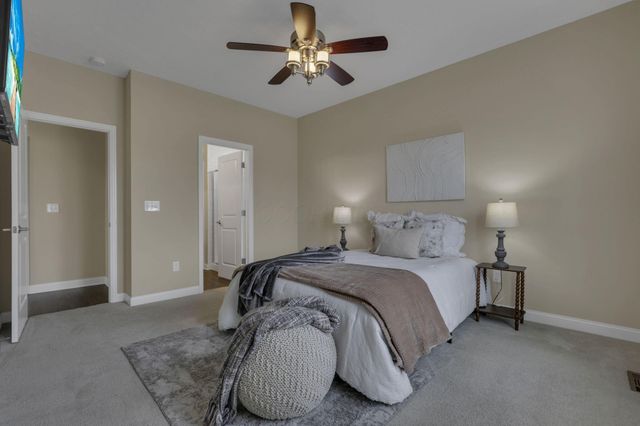 12482 Prairie View Drive NW, Pickerington, OH 43147