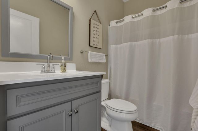 12482 Prairie View Drive NW, Pickerington, OH 43147