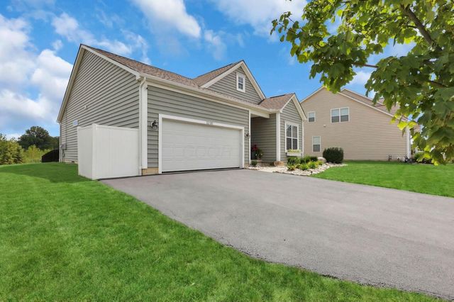 12482 Prairie View Drive NW, Pickerington, OH 43147