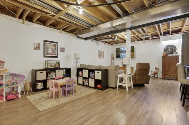 12482 Prairie View Drive NW, Pickerington, OH 43147