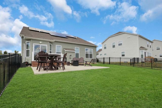 12482 Prairie View Drive NW, Pickerington, OH 43147