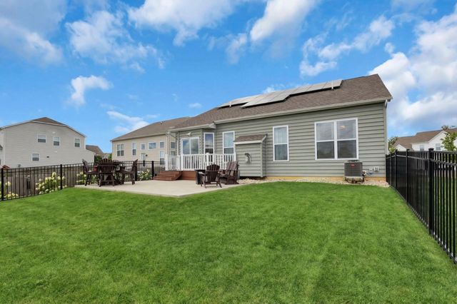 12482 Prairie View Drive NW, Pickerington, OH 43147