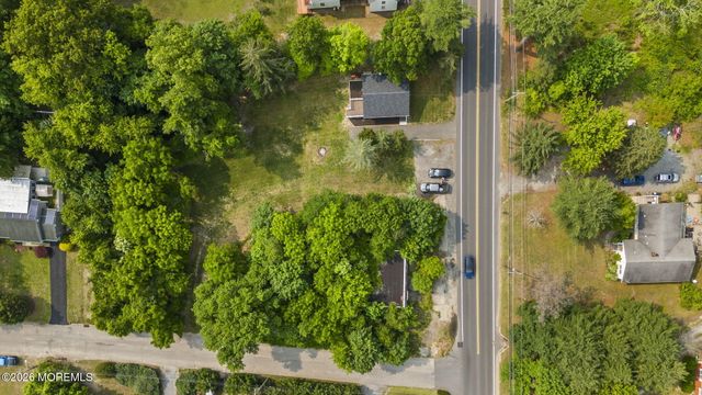 25 Cassville Road, Jackson, NJ 08527