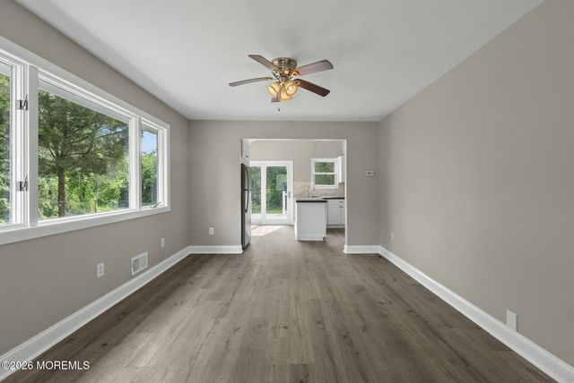 25 Cassville Road, Jackson, NJ 08527