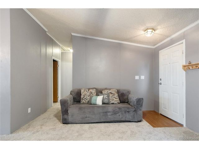 1111 Stage Dr, Fort Lupton, CO 80621