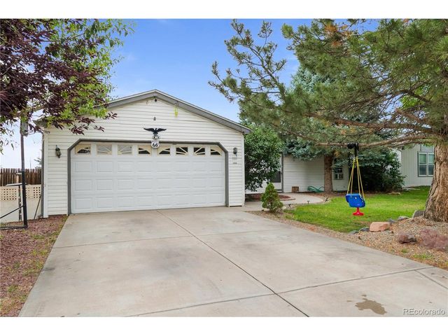 1111 Stage Dr, Fort Lupton, CO 80621