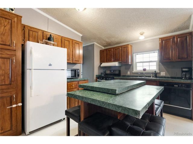 1111 Stage Dr, Fort Lupton, CO 80621