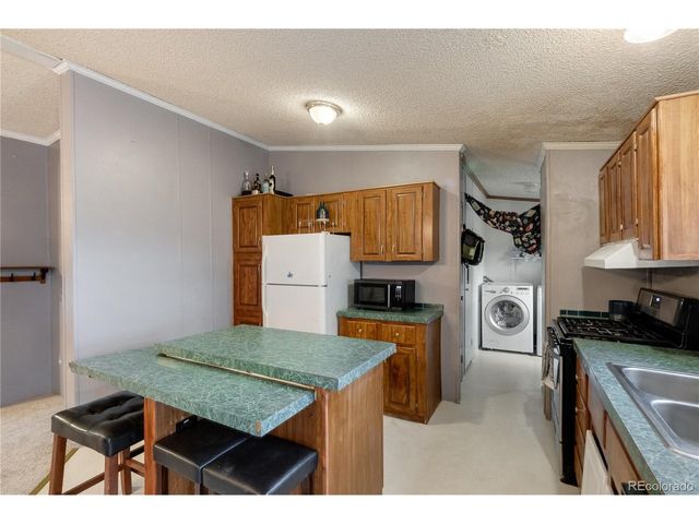 1111 Stage Dr, Fort Lupton, CO 80621