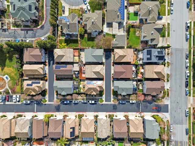 170 Sturla Way, Gilroy, CA 95020