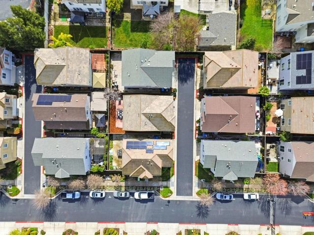 170 Sturla Way, Gilroy, CA 95020