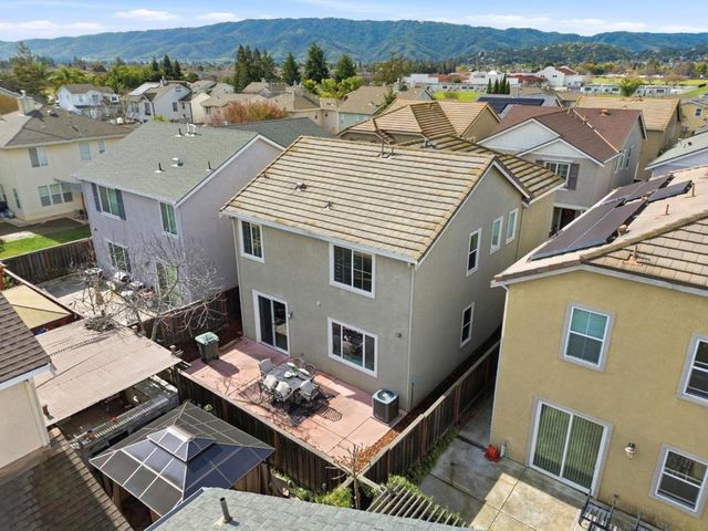 170 Sturla Way, Gilroy, CA 95020