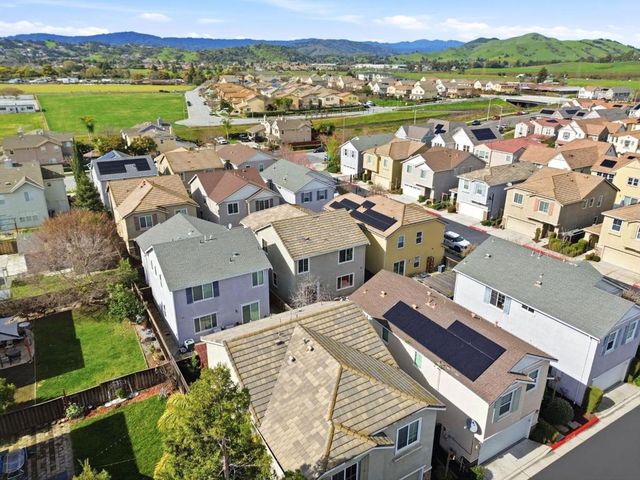 170 Sturla Way, Gilroy, CA 95020