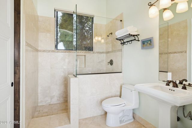 15832 E CHOLLA Drive, Fountain Hills, AZ 85268