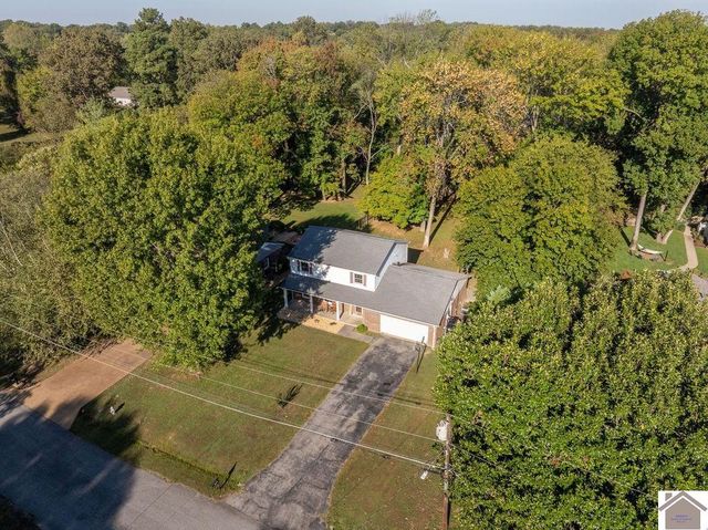 3839 Phillips Ave, Paducah, KY 42001