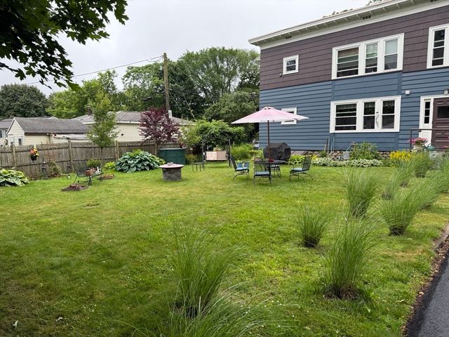 1 Samoset Rd 2L, Worcester, MA 01604