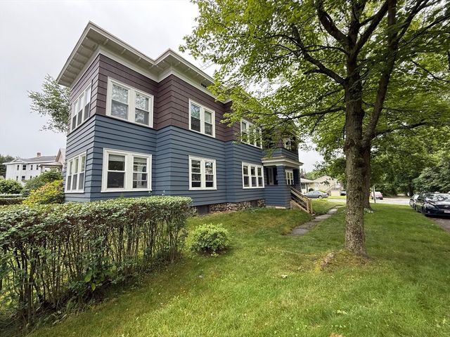 1 Samoset Rd 2L, Worcester, MA 01604