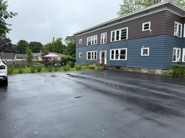 1 Samoset Rd 2L, Worcester, MA 01604
