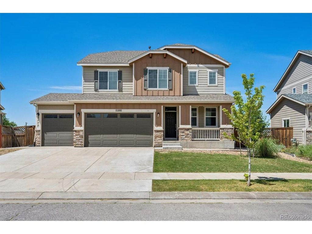 15991 Village Cir, Brighton, CO 80603