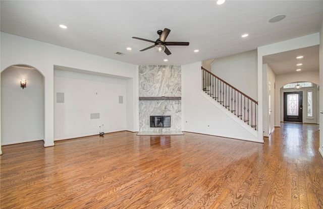 12607 Tallwood Crossing Lane, Houston, TX 77041