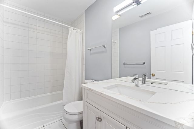 1339 E Central Road, Arlington Heights, IL 60005