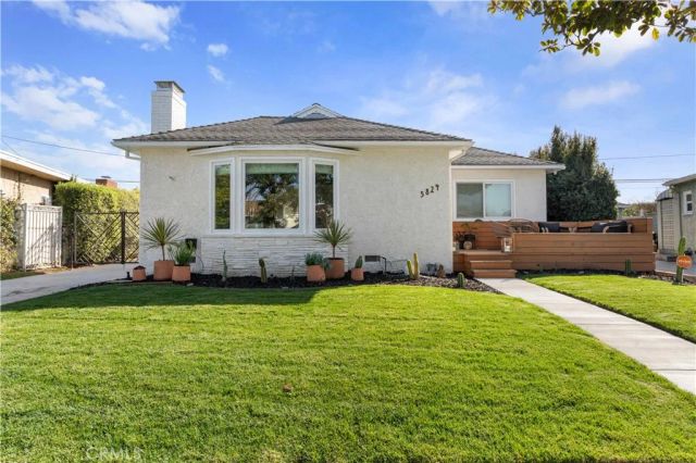 5824 Compass Drive, Los Angeles, CA 90045